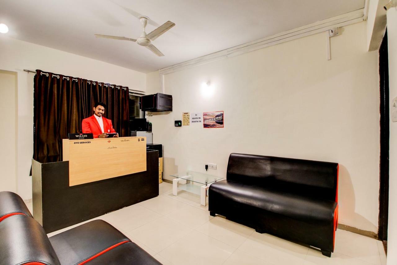 Oyo 20023 Silverkey Balewadi Hotel
